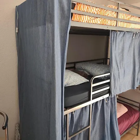 ゲストハウス Boutique By *