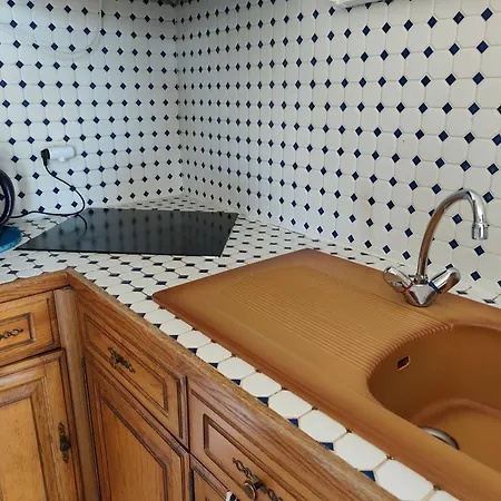 Boutique By בית הארחה *