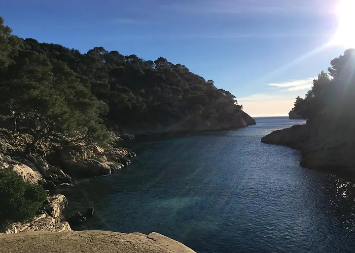 Boutique By * Cassis