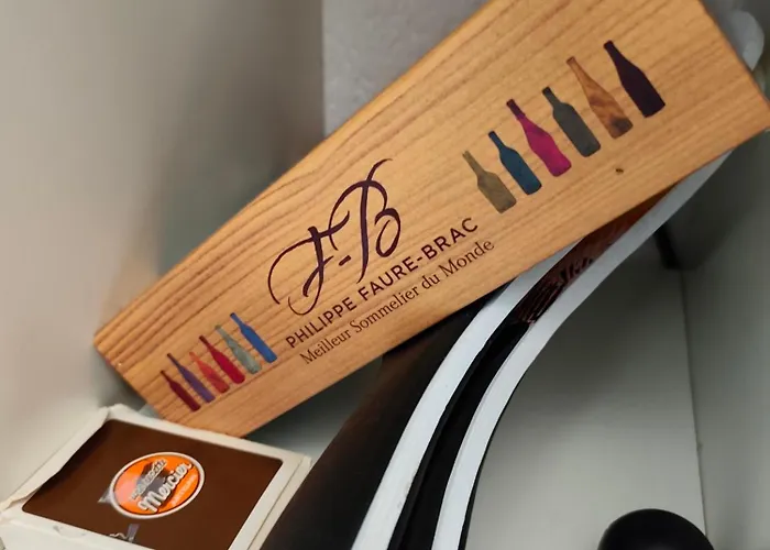 Boutique By * Cassis